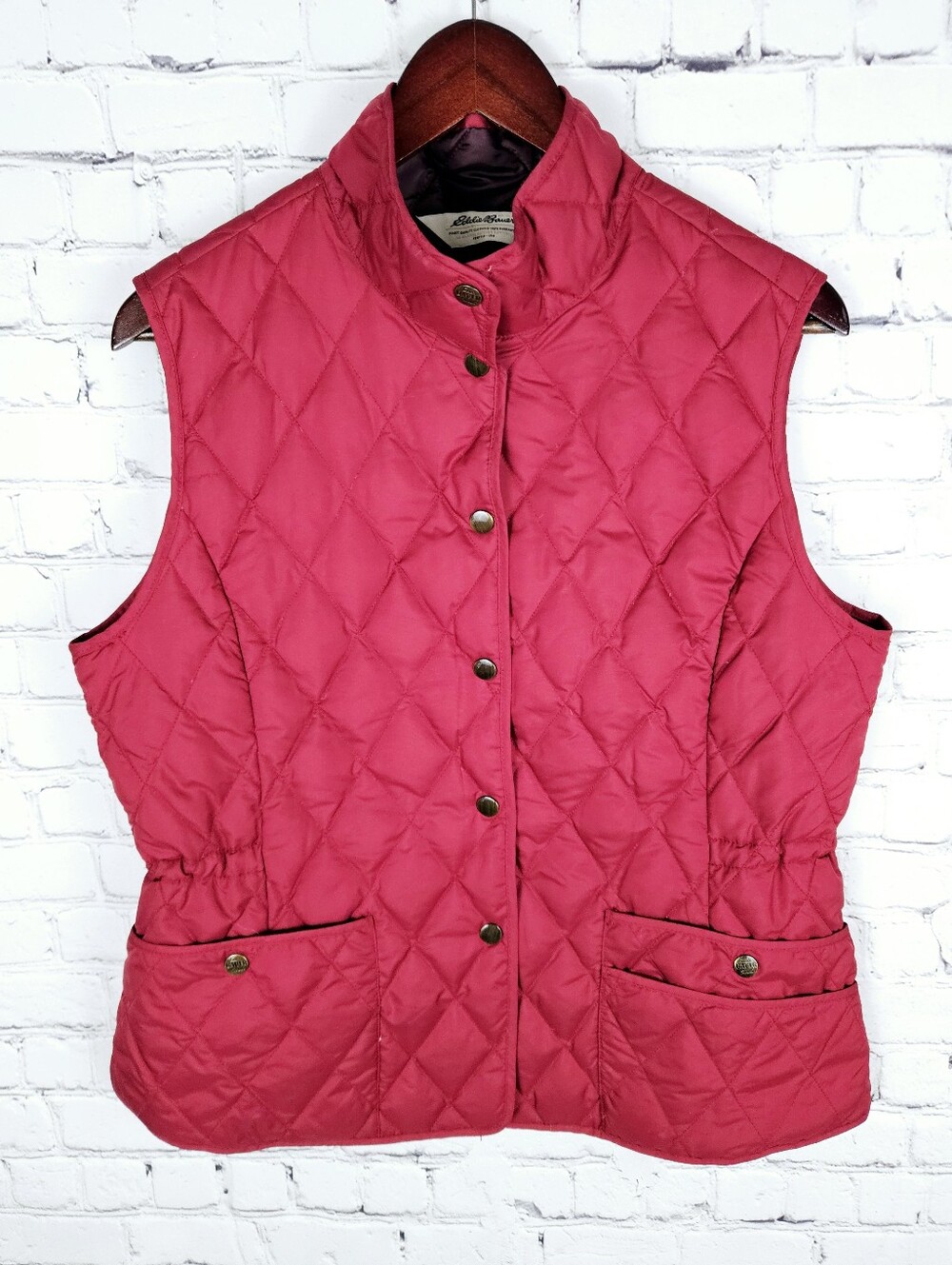 EDDIE BAUER | premium goose down 550 FP quilted snap button close vest